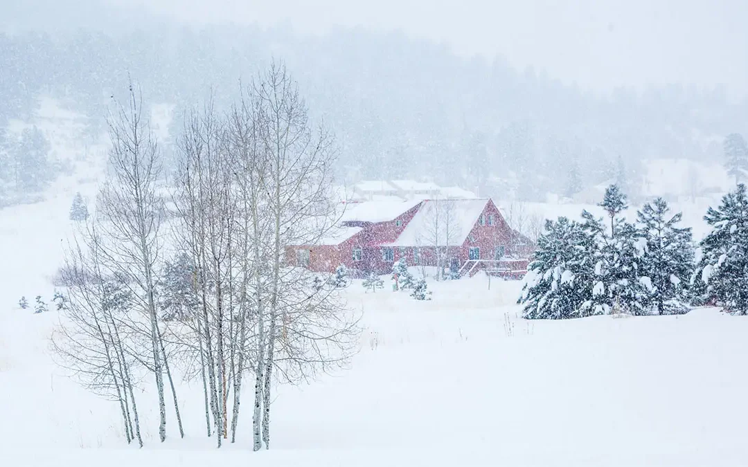 COUNTRY LIVING DOESN’T STOP WHEN IT’S WINTER ON THE ACREAGE!